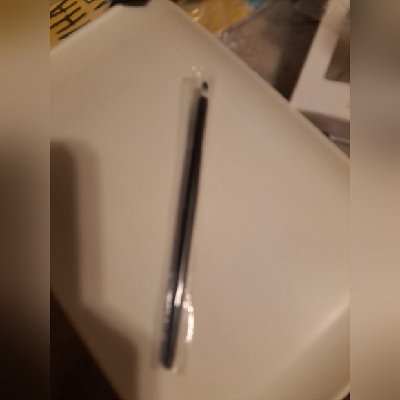 Makeup eyeshadow brush - Picture 2 of 3